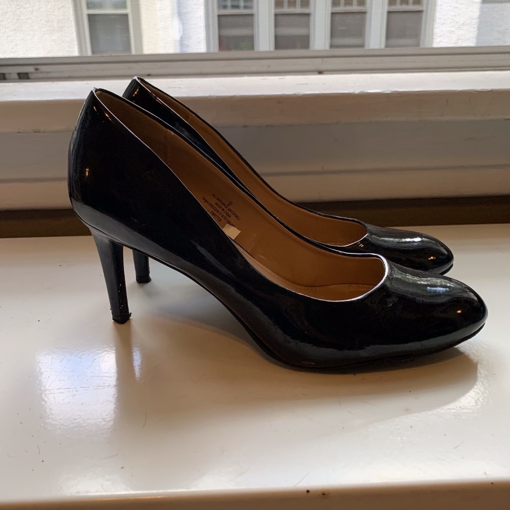 Black Patent Leather Pumps